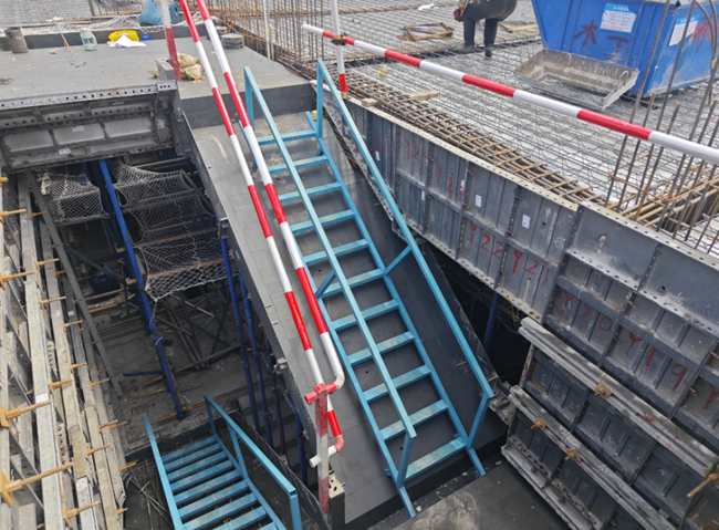 定制化爬梯_副本.png 定制化爬梯_副本.png